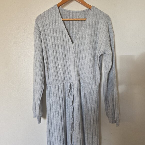 Cupshe Silver Mist Ribbed Knit Jumpsuit Gray Long Sleeve Wide Leg L NWT - Picture 10 of 16